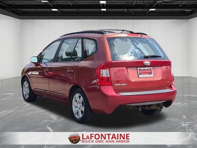 2008 Kia Rondo LX