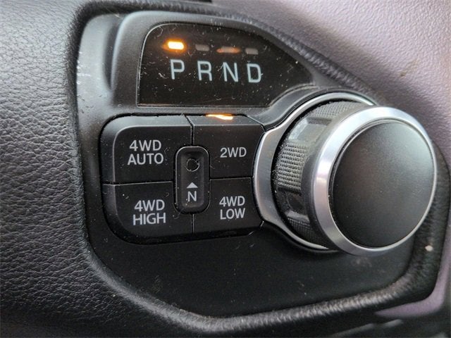 2020 RAM 1500 Big Horn Crew Cab 4x4 5'7" Box