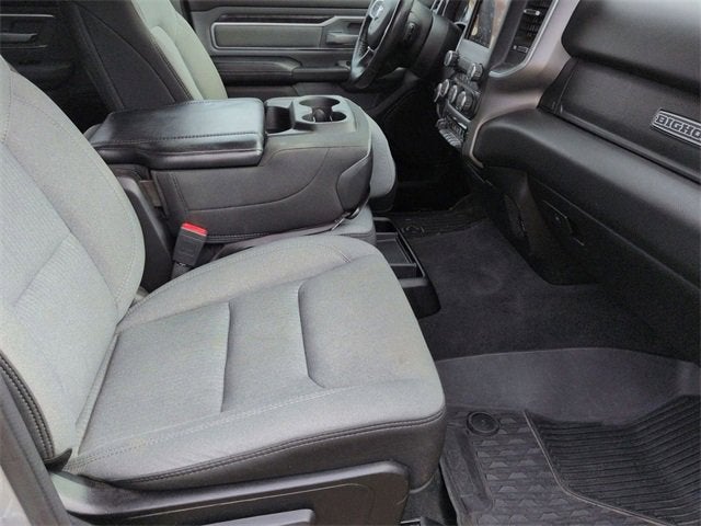 2020 RAM 1500 Big Horn Crew Cab 4x4 5'7" Box