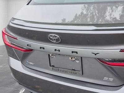 2025 Toyota Camry SE