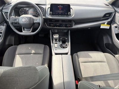 2025 Nissan Rogue SV FWD