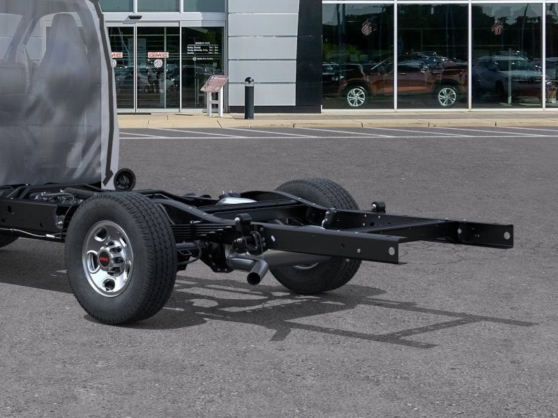 2025 GMC Savana Cutaway 3500 1WT
