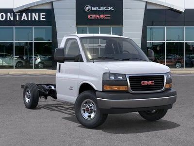 2025 GMC Savana Cutaway 3500 1WT