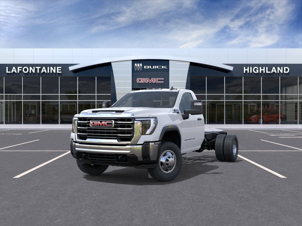 2026 GMC Sierra 3500 HD Chassis Cab Pro