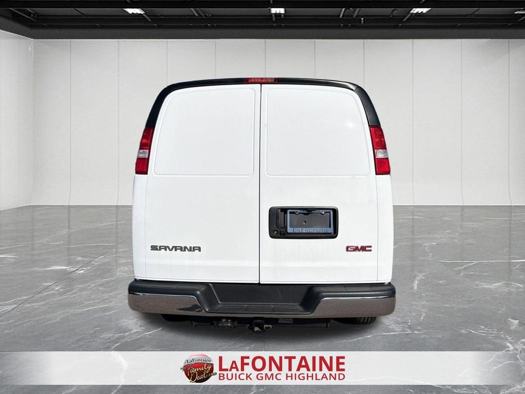 2025 GMC Savana Cargo Work Van
