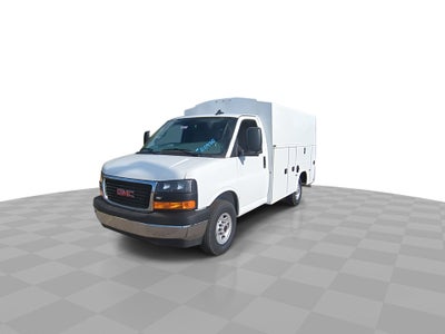 2025 GMC Savana Cutaway 3500 1WT