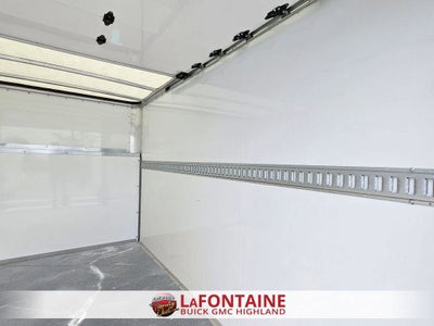 2024 GMC Savana Cutaway 3500 1WT