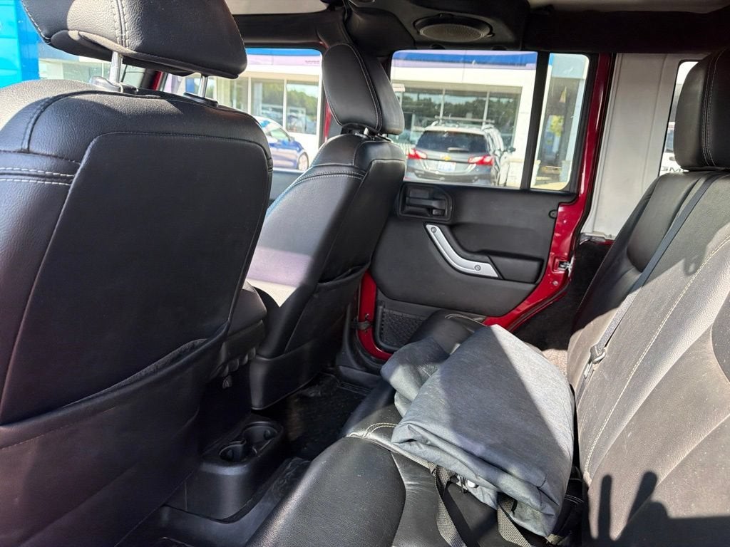 2013 Jeep Wrangler Unlimited Sahara