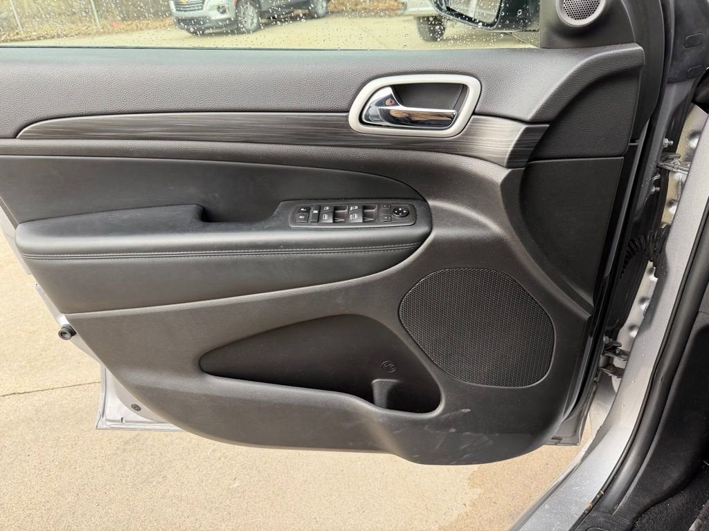 2021 Jeep Grand Cherokee Laredo X 4x4