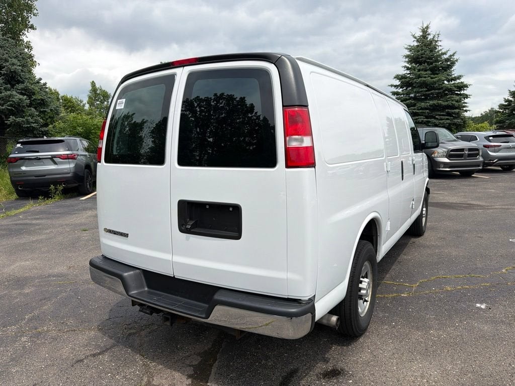 2021 Chevrolet Express Cargo 2500 RWD 2500 Regular Wheelbase WT