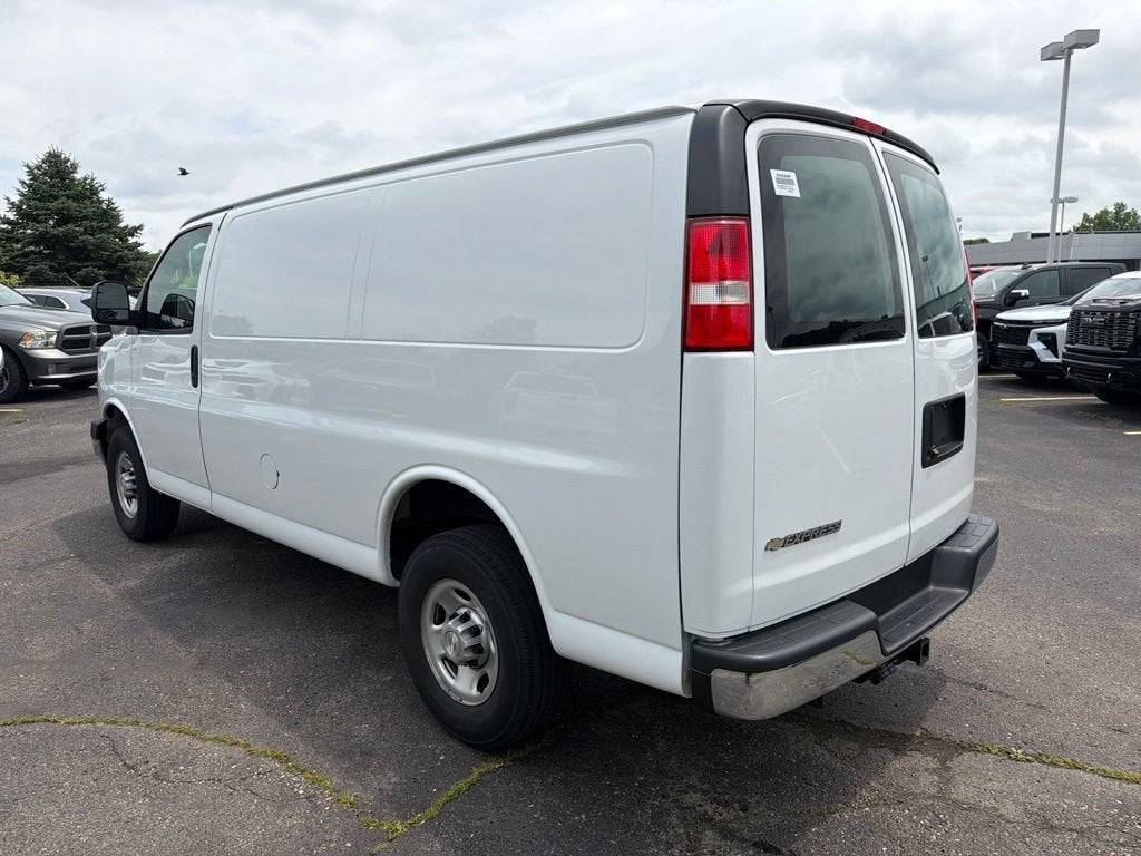 2021 Chevrolet Express Cargo 2500 RWD 2500 Regular Wheelbase WT