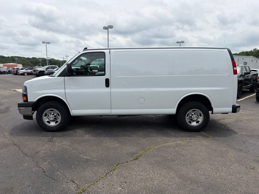 2021 Chevrolet Express Cargo 2500 RWD 2500 Regular Wheelbase WT