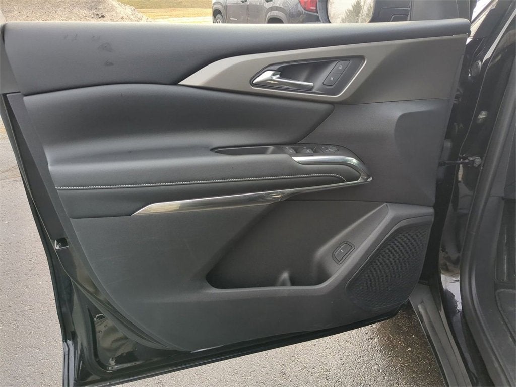 2024 Chevrolet Traverse LS