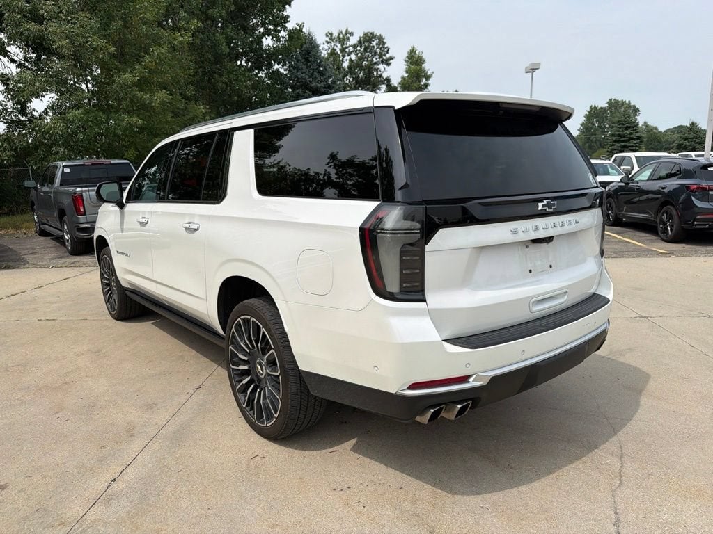 2025 Chevrolet Suburban High Country