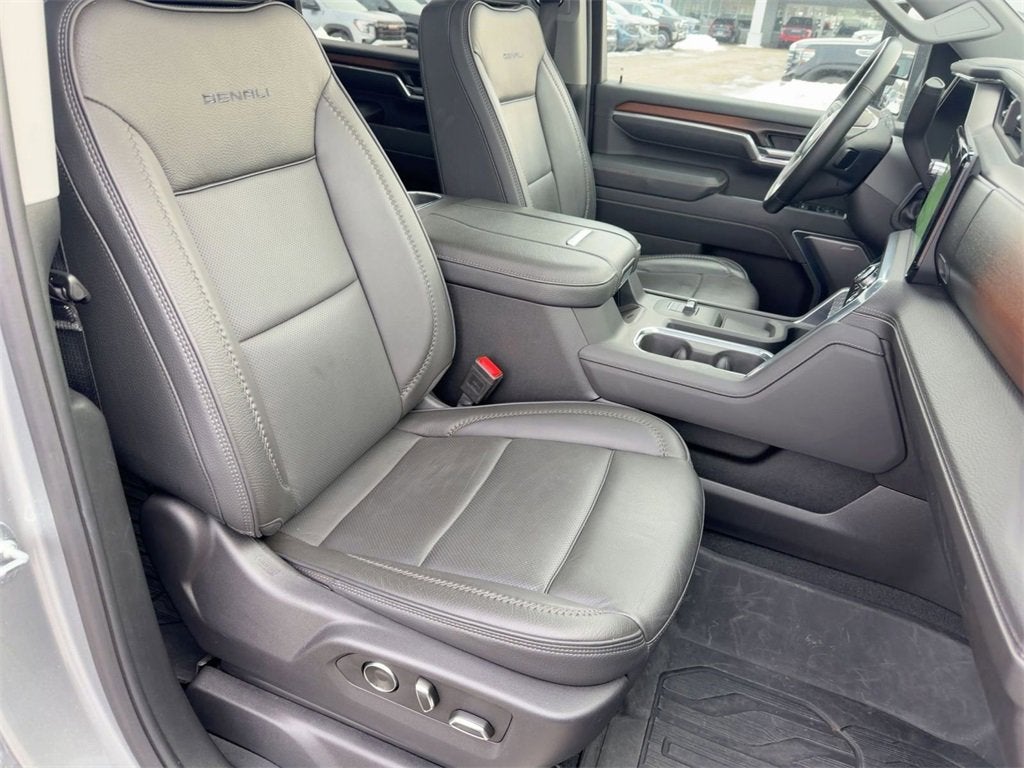 2025 GMC Sierra 3500 HD Denali