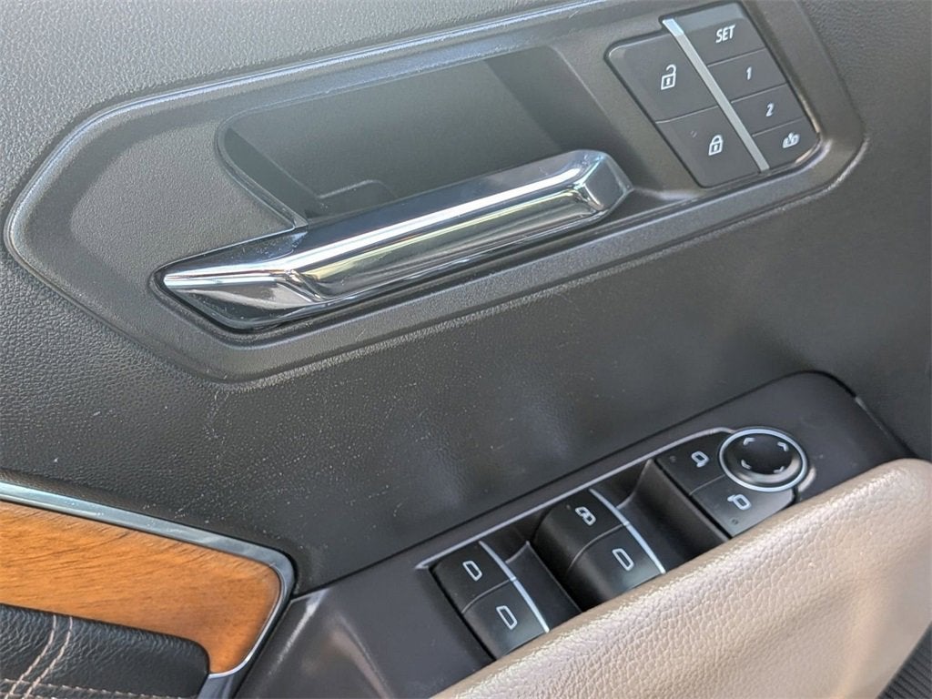 2023 GMC Canyon Denali