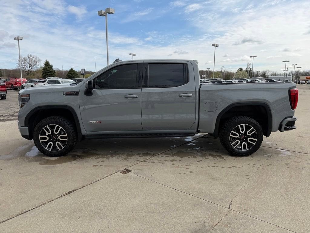 2024 GMC Sierra 1500 AT4
