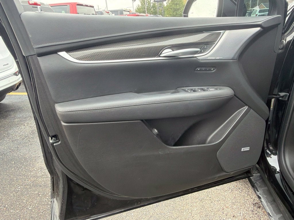 2024 Cadillac XT5 Sport