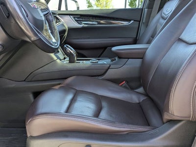 2022 Cadillac XT6 Premium Luxury