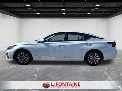 2023 Nissan Altima SV FWD