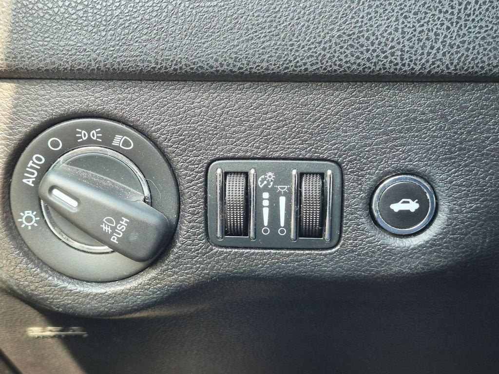 2016 Chrysler 300 Anniversary Edition