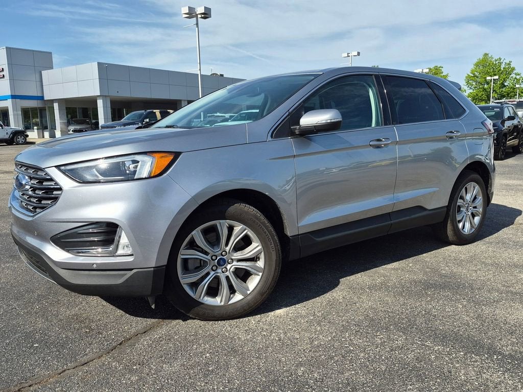 2022 Ford Edge Titanium