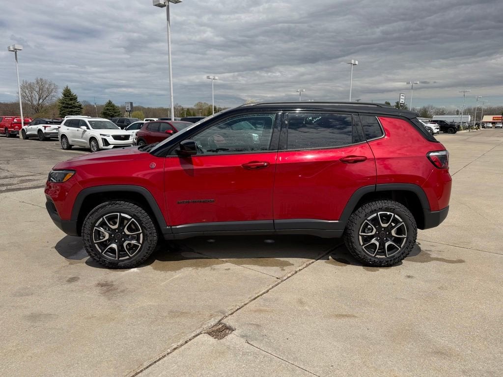 2025 Jeep Compass Trailhawk 4x4