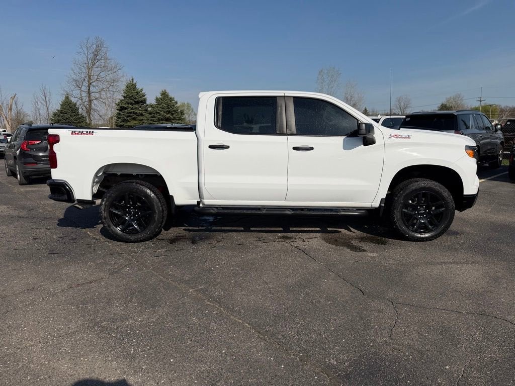 2022 Chevrolet Silverado 1500 Custom Trail Boss