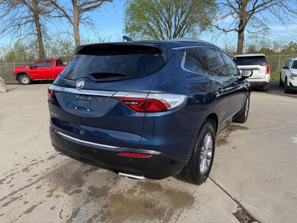 2023 Buick Enclave Essence