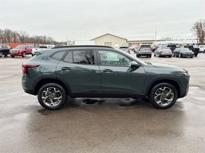 2025 Chevrolet Trax LT