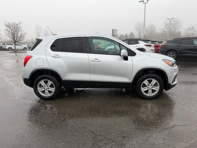 2022 Chevrolet Trax LS