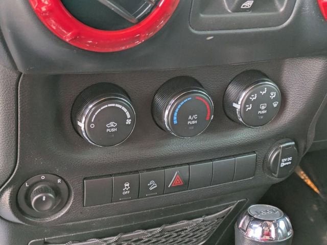 2018 Jeep Wrangler JK Unlimited Willy Wheeler W 4x4