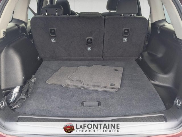 2023 Jeep Grand Cherokee Laredo 4x4