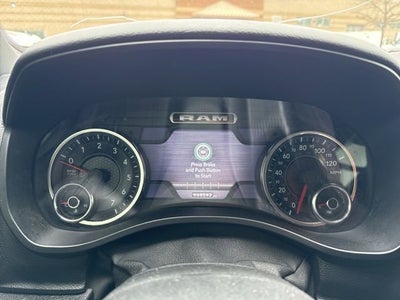 2019 RAM 1500 Big Horn/Lone Star Crew Cab 4x4 5'7" Box