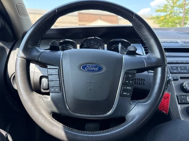 2011 Ford Taurus SEL