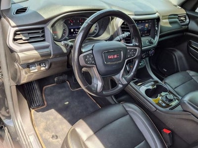 2021 GMC Acadia AT4