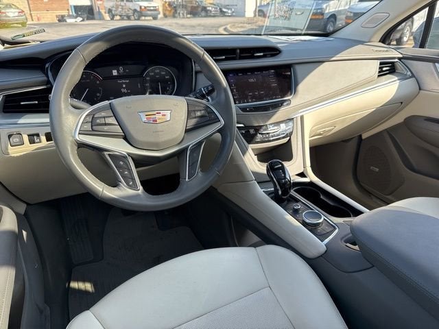 2023 Cadillac XT5 Premium Luxury