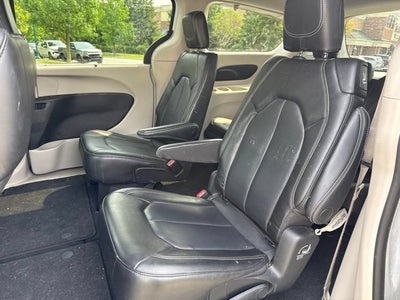 2023 Chrysler Pacifica Touring L AWD