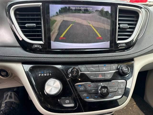 2023 Chrysler Pacifica Touring L AWD