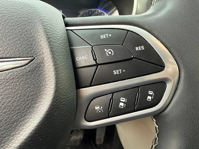 2023 Chrysler Pacifica Touring L AWD