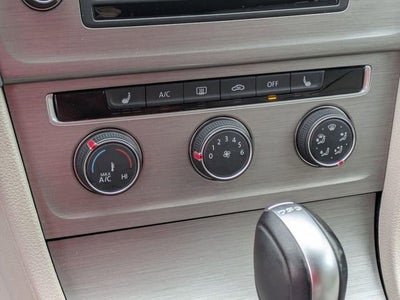 2017 Volkswagen Golf SportWagen S