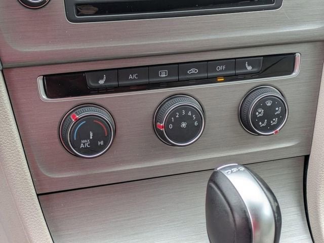 2017 Volkswagen Golf SportWagen S