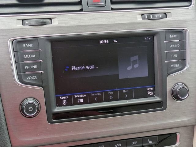 2017 Volkswagen Golf SportWagen S