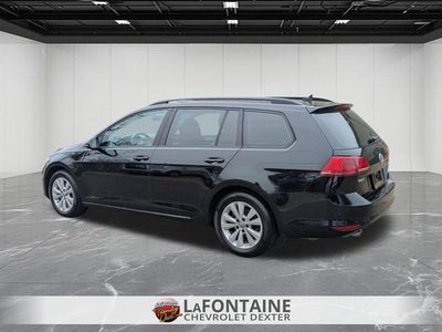 2017 Volkswagen Golf SportWagen S