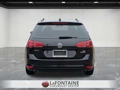 2017 Volkswagen Golf SportWagen S