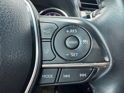 2018 Toyota Camry Hybrid XLE