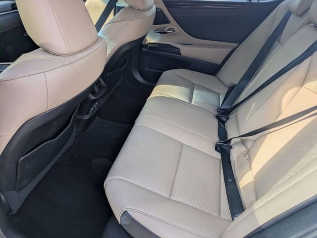 2020 Lexus ES 300h ES 300h