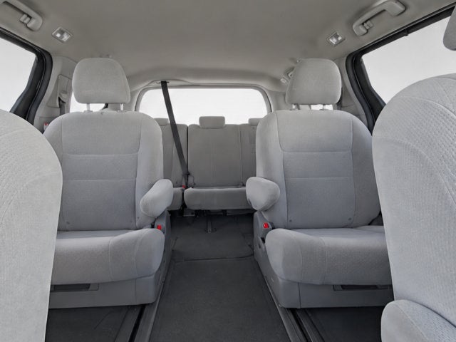 2017 Toyota Sienna LE