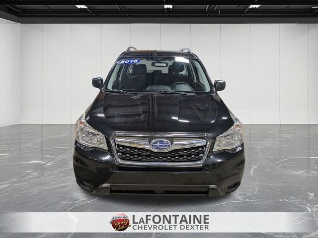 2016 Subaru Forester 2.5i