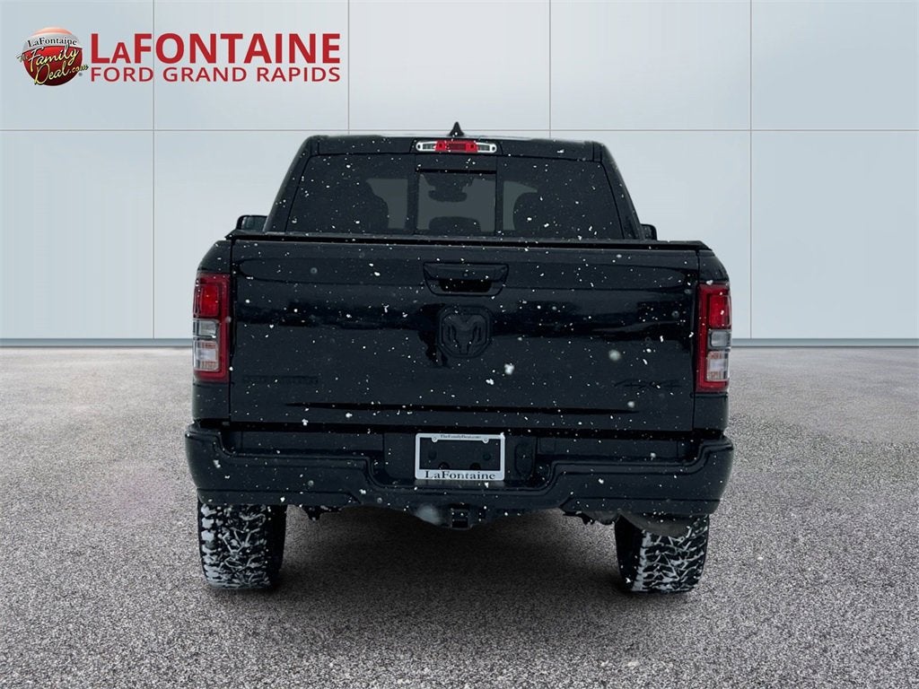 2021 RAM 1500 Big Horn Crew Cab 4x4 5'7" Box